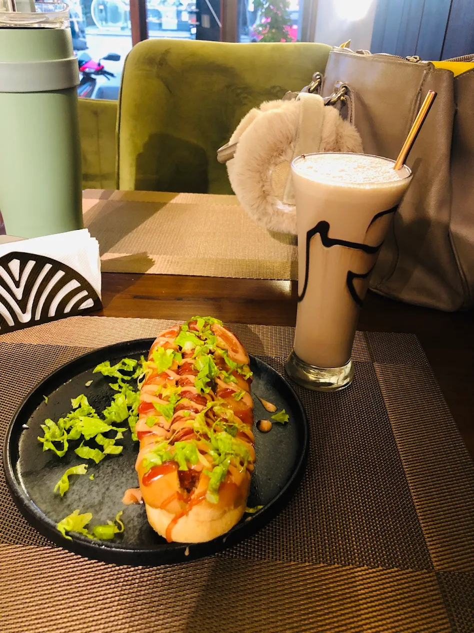 Hot dog and shake