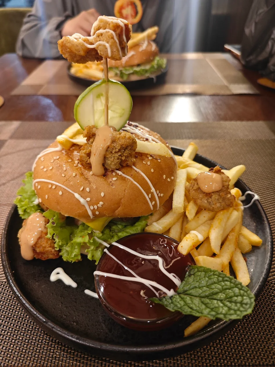 Crave Special Burger